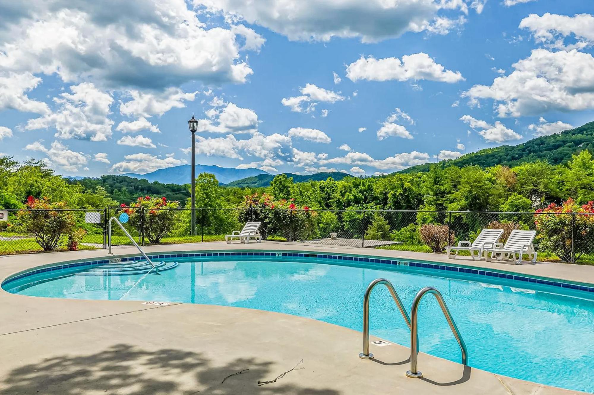 Alpine Abode Apartment Pigeon Forge Exterior photo